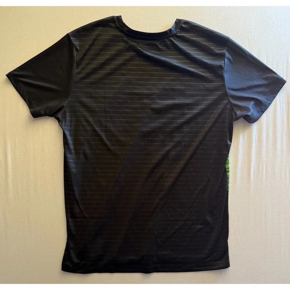 The Joker Mens Sz XL‎ Green Short Sleeve Graphic T-Shirt Polyester Top Batman - Picture 2 of 5